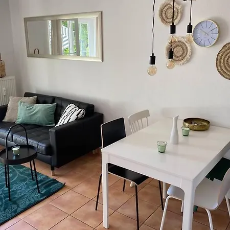 Schneckenhaus - Mit Pool & Seeblick *