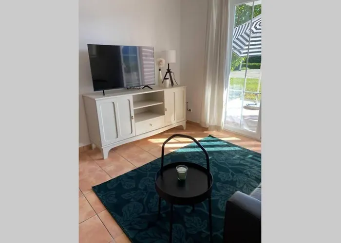 Schneckenhaus - Mit Pool & Seeblick *