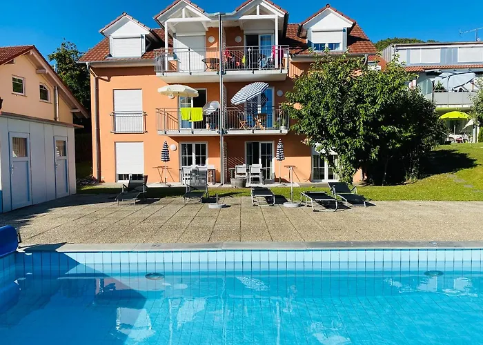 Schneckenhaus - Mit Pool & Seeblick Appartement *